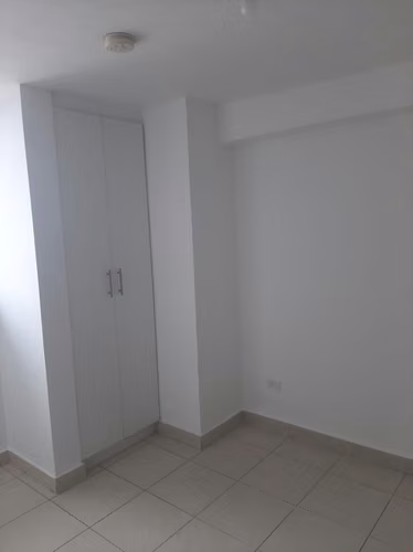 Venta de apartamento PH Riverside Via España