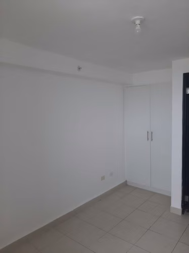 Venta de apartamento PH Riverside Via España