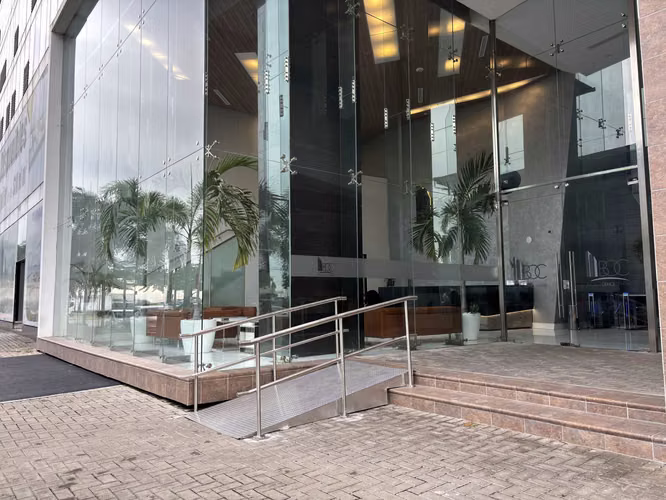Oficina en Venta o Alquiler – PH Balboa Office Center, Av. Balboa