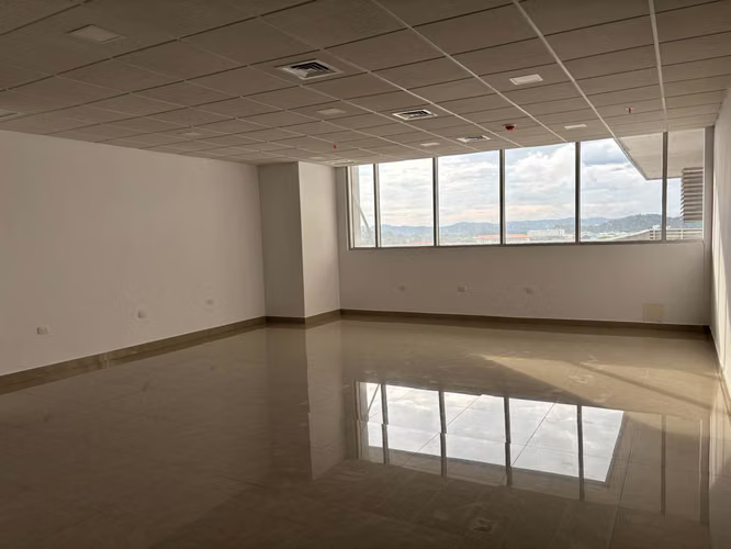 Oficina en Venta o Alquiler – PH Balboa Office Center, Av. Balboa - Imagen 2