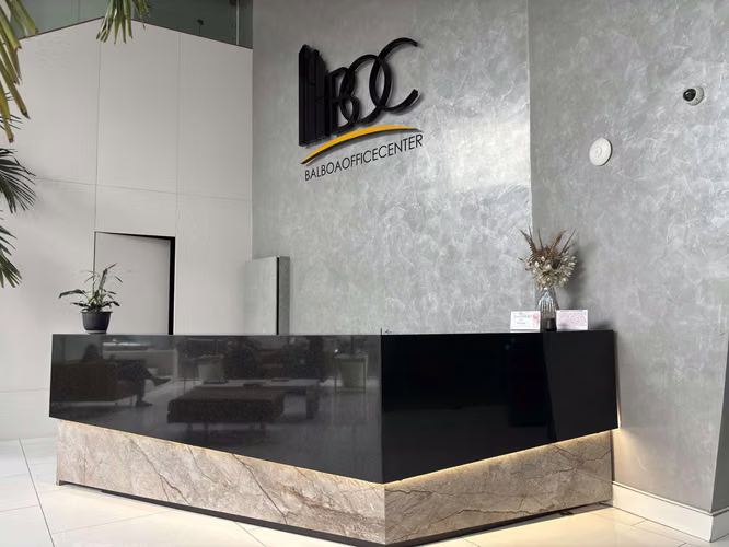 Oficina en Venta o Alquiler – PH Balboa Office Center, Av. Balboa