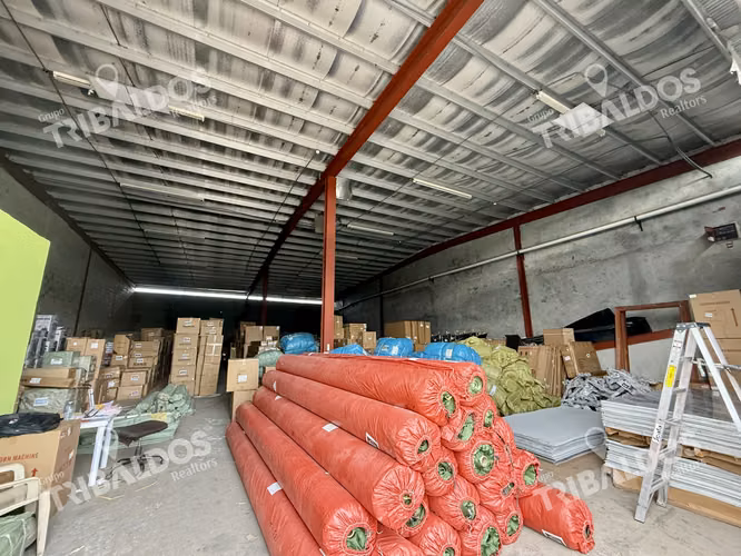 Se vende Local Comercial  en Chorrera con Galera Bodegas