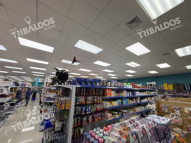 Se vende Local Comercial  en Chorrera con Galera Bodegas
