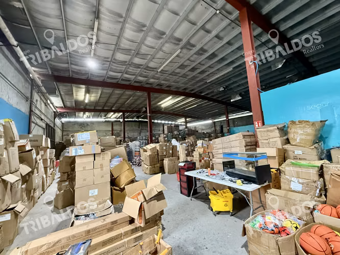 Se vende Local Comercial  en Chorrera con Galera Bodegas