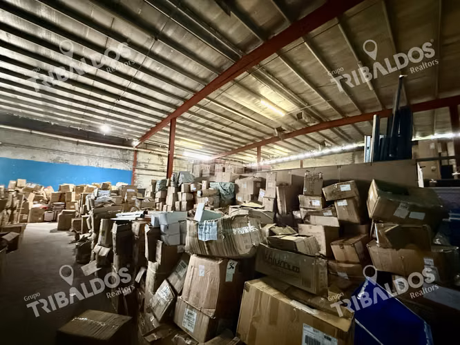 Se vende Local Comercial  en Chorrera con Galera Bodegas