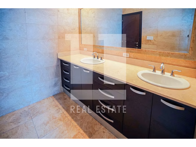 Se Vende Apartamento en PH Puntarenas Coco del Mar - Imagen 17