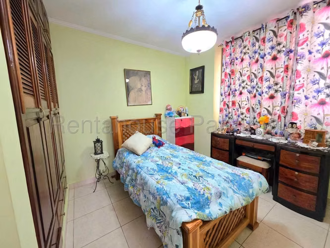 Vendo Apartamento Remodelado en PH Génesis Plaza, Betania 26-2560GG