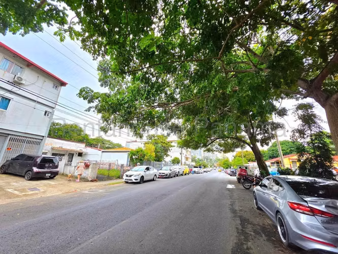 Vendo Apartamento Remodelado en PH Génesis Plaza, Betania 26-2560GG