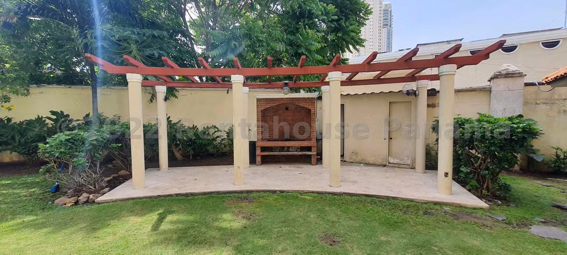 Venta de Apartamento de 186 m2 en PH Costa Pacífica, Punta Pacífica 27-1232GG
