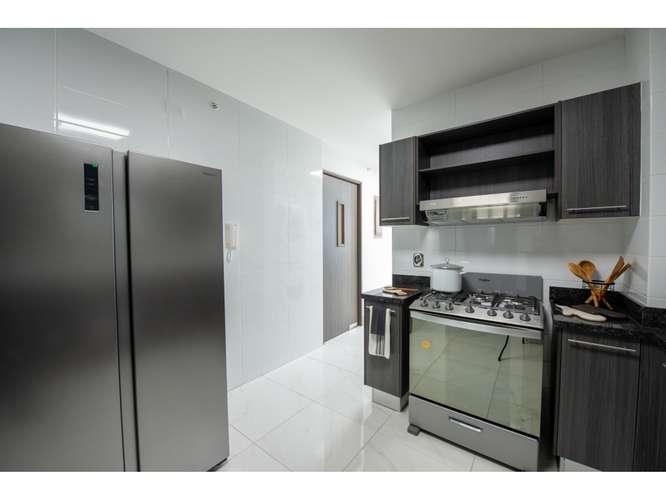 Venta de apartamentos en Pacific Park Towers, Edison Park