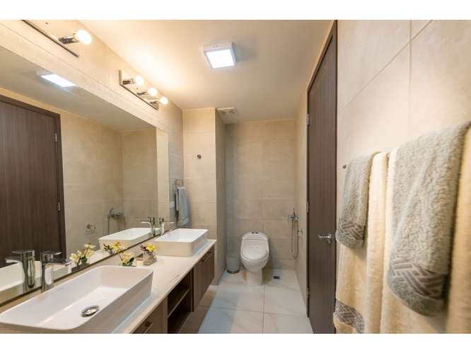 Venta de apartamentos en Pacific Park Towers, Edison Park