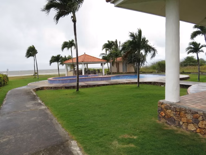 Melissa Foster Luxury Vende Hermoso Apto PH SandPiper,Chame,Punta Chame, amoblado MFR1738