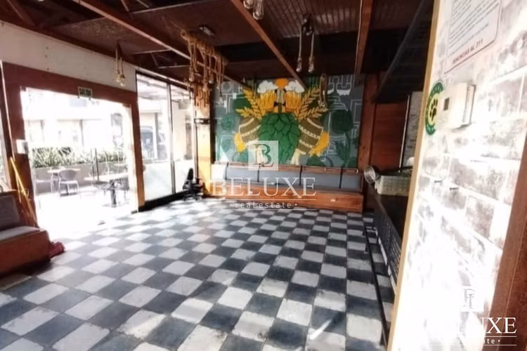 ALQUILER DE LOCAL COMERCIAL EN PLAZA CORNER 68, SAN FRANCISCO (P) (12)