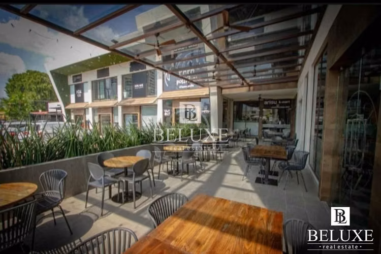 FOR RENT COMMERCIAL SPACE IN PLAZA CORNER 68, SAN FRANCISCO (P) (12)