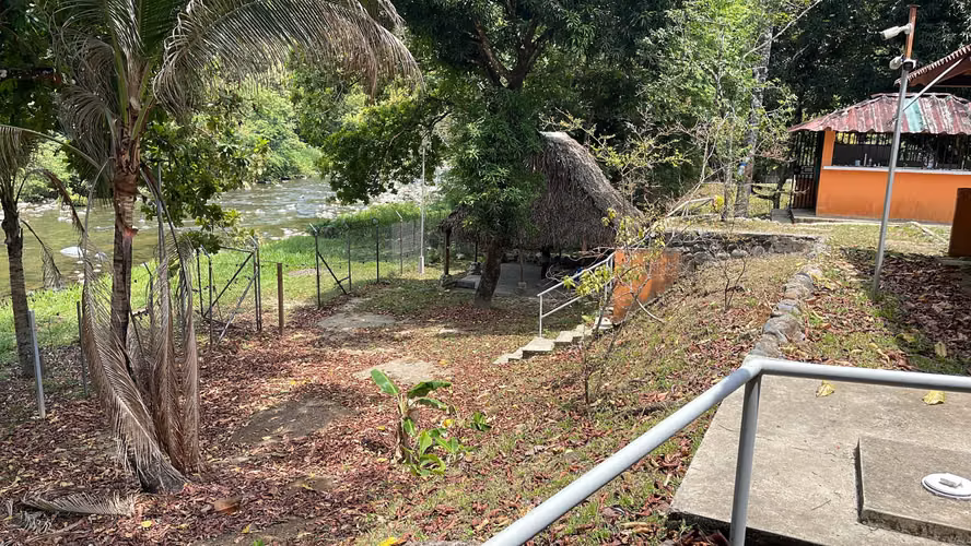 Venta de Lote con y Mejoras en El Carriazo, San Martín - Imagen 4