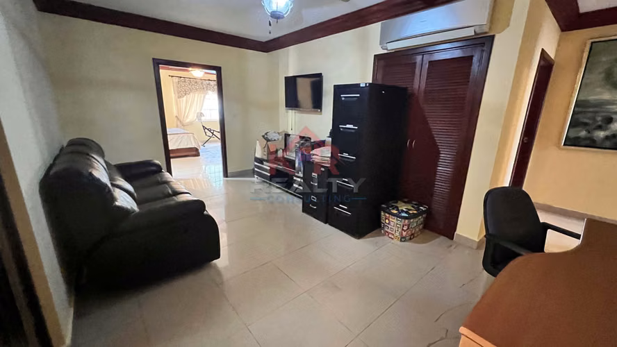 CASA EN VENTA EN BOSQUE DE LOS CIBELES ALTOS DE PANAMÁ - Imagen 11