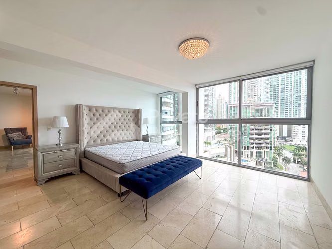 Venta de moderno apartamento en PH Grand Tower, Punta Pacífica