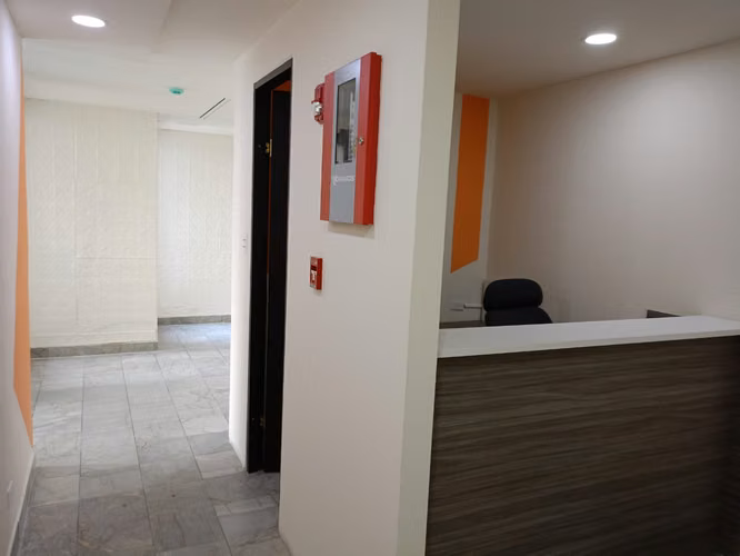 OFICINA 95 m² Torre BAC / EXCELENTE UBICACIÓN!