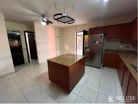 VENTA DE CASA EN PH CASTEL NOVO CHANIS (13)