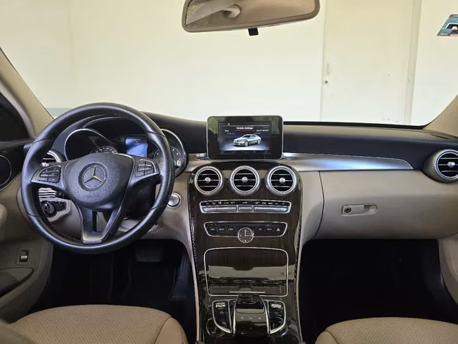 Mercedes Benz C180 DEL 2015