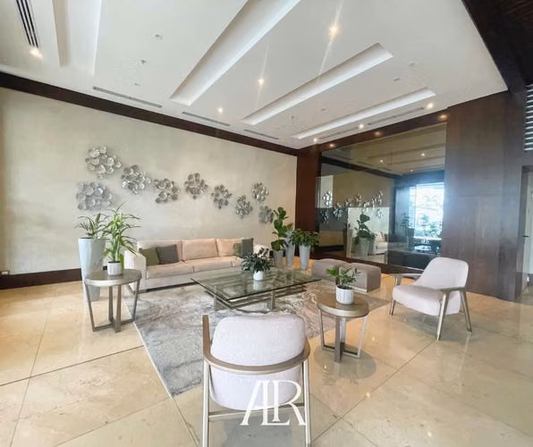 Vendo apartamento en piso alto en Costa del Este, precio de Oportunidad!