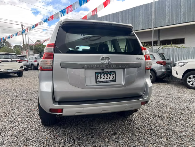 ¡TOYOTA PRADO 2017 AUTOMATICA! (DISPONIBLE EN DAVID CHIRIQUÍ)