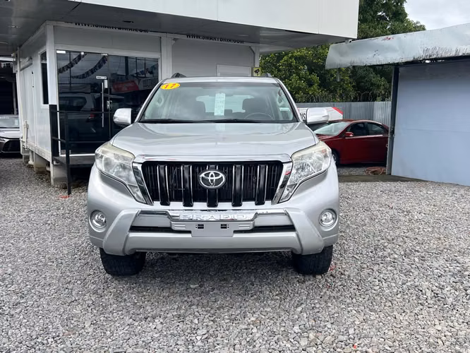 ¡TOYOTA PRADO 2017 AUTOMATICA! (DISPONIBLE EN DAVID CHIRIQUÍ)