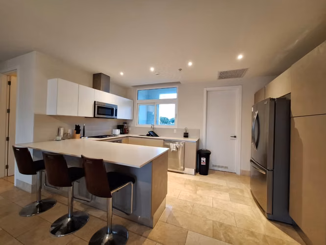 Se alquila apartamento en Marina Village