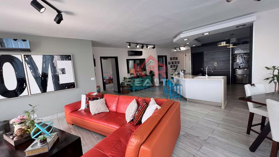 VENTA DE APARTAMENTO EN SAN FRANCISCO P.H JOY TOWER VISTA A LA CIUDAD, AMOBLADO.
