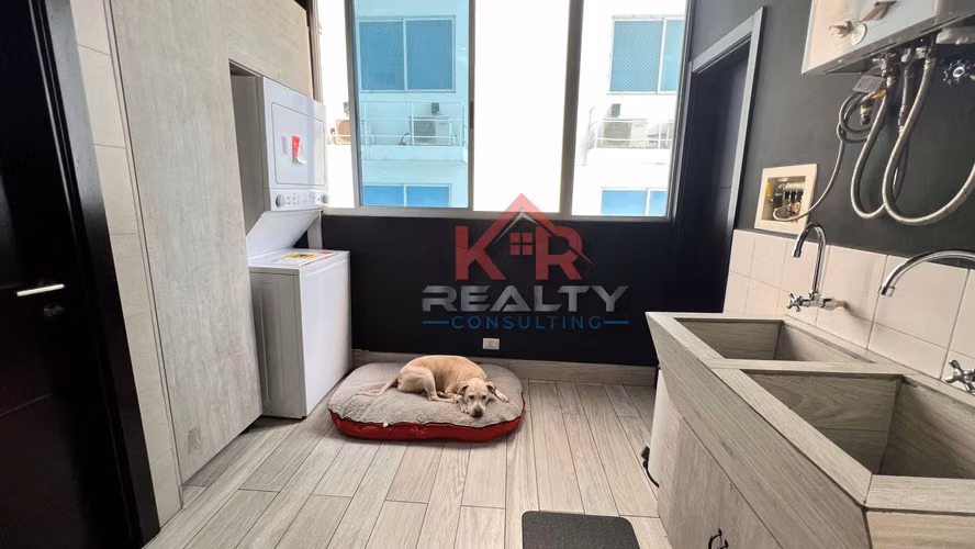 VENTA DE APARTAMENTO EN SAN FRANCISCO P.H JOY TOWER VISTA A LA CIUDAD, AMOBLADO.