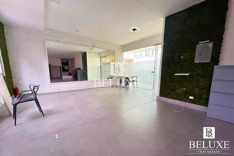 ALQUILER DE LOCAL COMERCIAL EN FLOR PLAZA, BELLA VISTA (12)