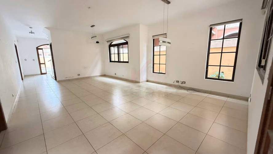 CASA EN VENTA EN PH EL DORAL – COSTA SUR | 4 RECÁMARAS