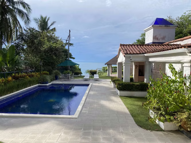 Villa frente al mar, Playa Corona