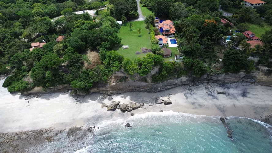 Villa frente al mar, Playa Corona