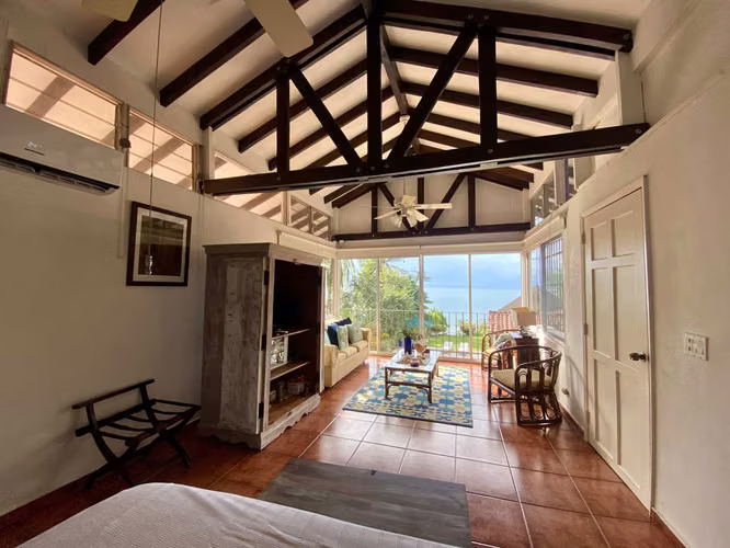 Villa frente al mar, Playa Corona