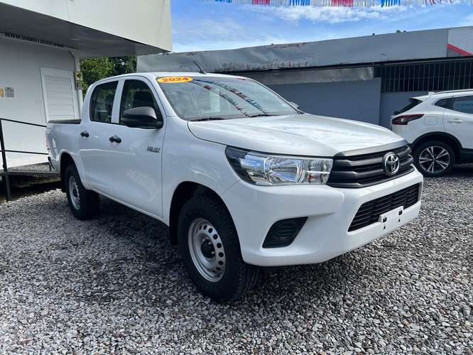 TOYOTA HILUX MANUAL 2024 ¡DISPONIBLE EN DAVID! - Imagen 6