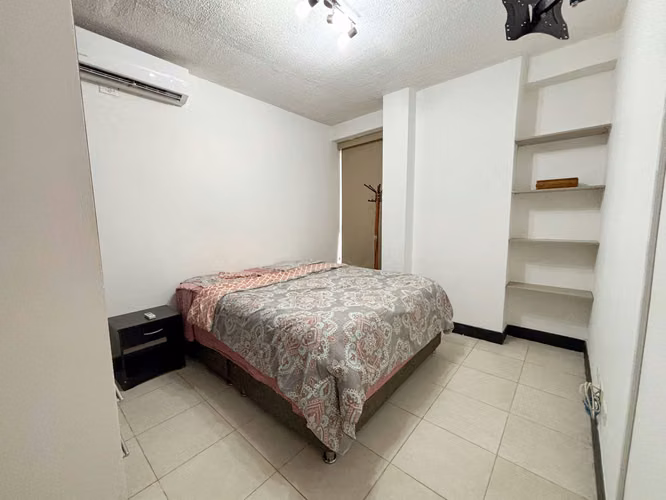 Oportunidad Parque Lefevre 76m2 Precio $128,000 Amoblado - PH Sorrento