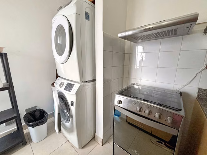 Oportunidad Parque Lefevre 76m2 Precio $128,000 Amoblado - PH Sorrento