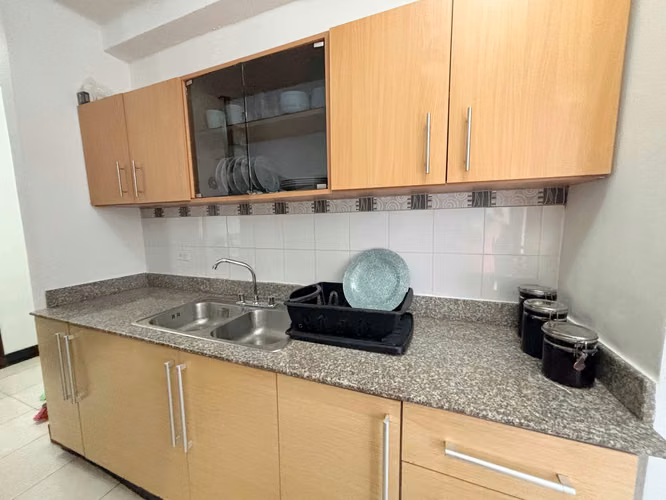 Oportunidad Parque Lefevre 76m2 Precio $128,000 Amoblado - PH Sorrento