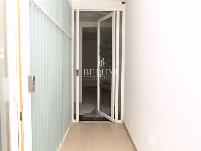 ALQUILER DE LOCAL COMERCIAL EN PLANTA BAJA, OBARRIO (8)
