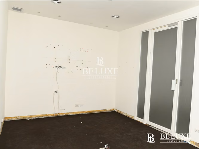 ALQUILER DE LOCAL COMERCIAL EN PLANTA BAJA, OBARRIO (8)