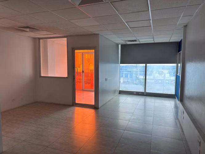 Se Alquilan Oficinas desde 55 mts en Ricardo J. Alfaro - Imagen 10