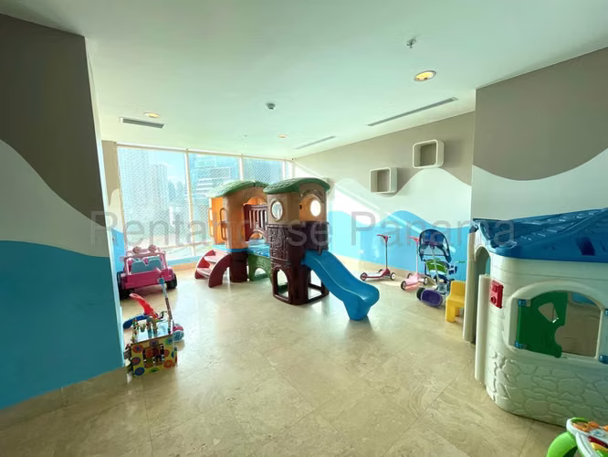 Venta de Apartamento de 306 m2 en PH Pacific Point, Punta Pacífica 26-2449GG