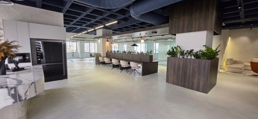 Exclusiva Oficina Remodelada en Torre Canaima, Obarrio – ¡Ubicación Privilegiada! - Imagen 3