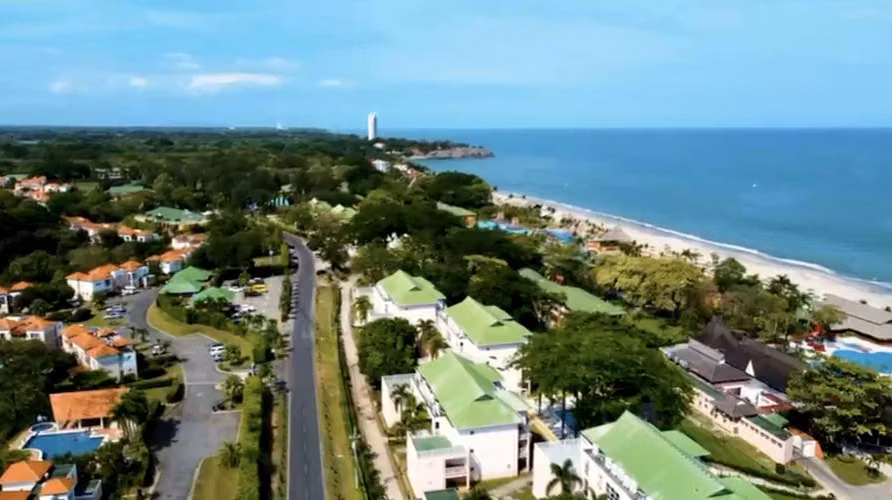 VENTA DE TERRENO EN PLAYA BLANCA - Imagen 8