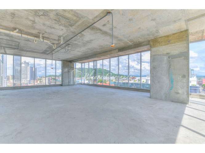 Oficina en Venta en Avenida Balboa Mejor Precio del Mercado $153,000