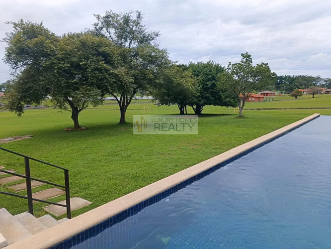 Vendo Lote de Terreno - Complejo Privado, PH Colonia Brisas del Celaje