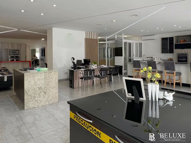 VENTA DE CASA COMERCIAL EN SANTA ELENA (8)