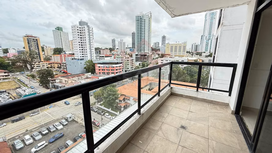 VENTA DE APARTAMENTO EN P.H. BALBOA BAY, BELLA VISTA