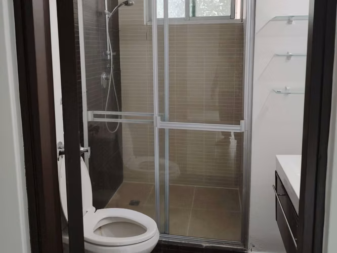 Hermoso Apartamento en Costa del Este! Ganga! PH Green Bay! Línea Blanca Completa!